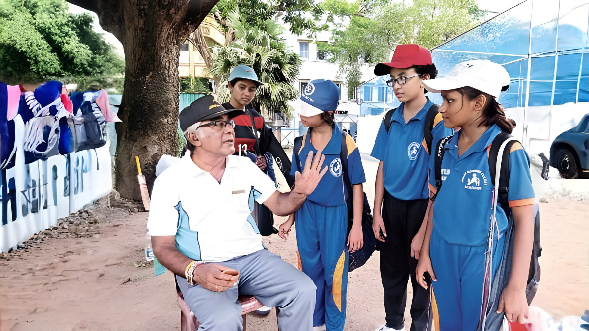 Swapan Sadhu who first spotted Jhulan Goswami and was her first coach